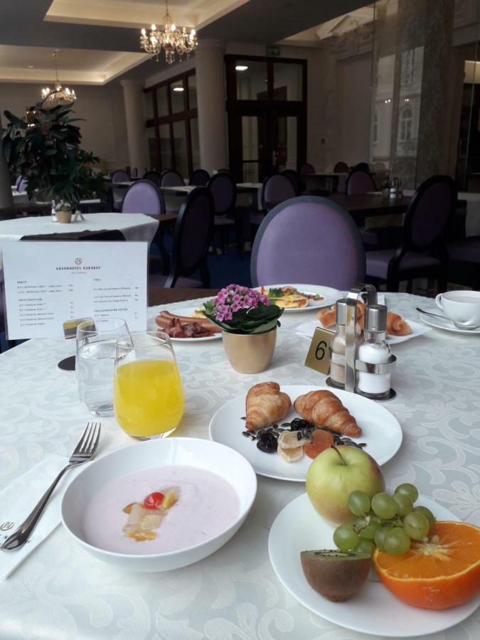 Grandhotel Nabokov 마리안스케 라즈네 외부 사진
